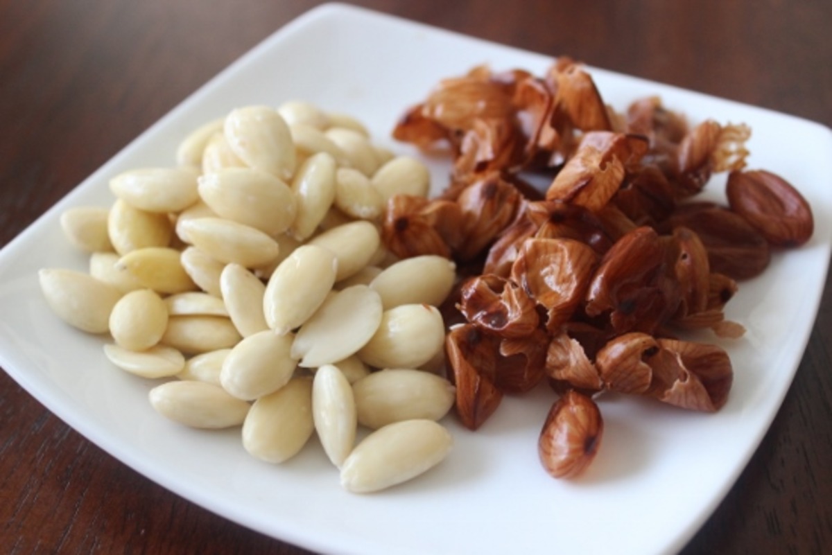 How to Blanch Almonds